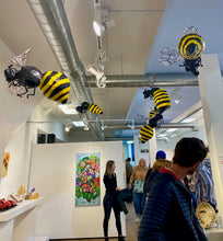 Load image into Gallery viewer, Paper mâché bees
