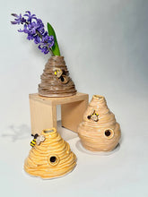 Load image into Gallery viewer, Selection of Beehive Bud Vases
